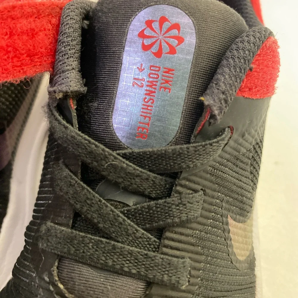 NIKE  Downshifter 12 Black and Red Little Kid’s Shoes Brand Logo Size 11C